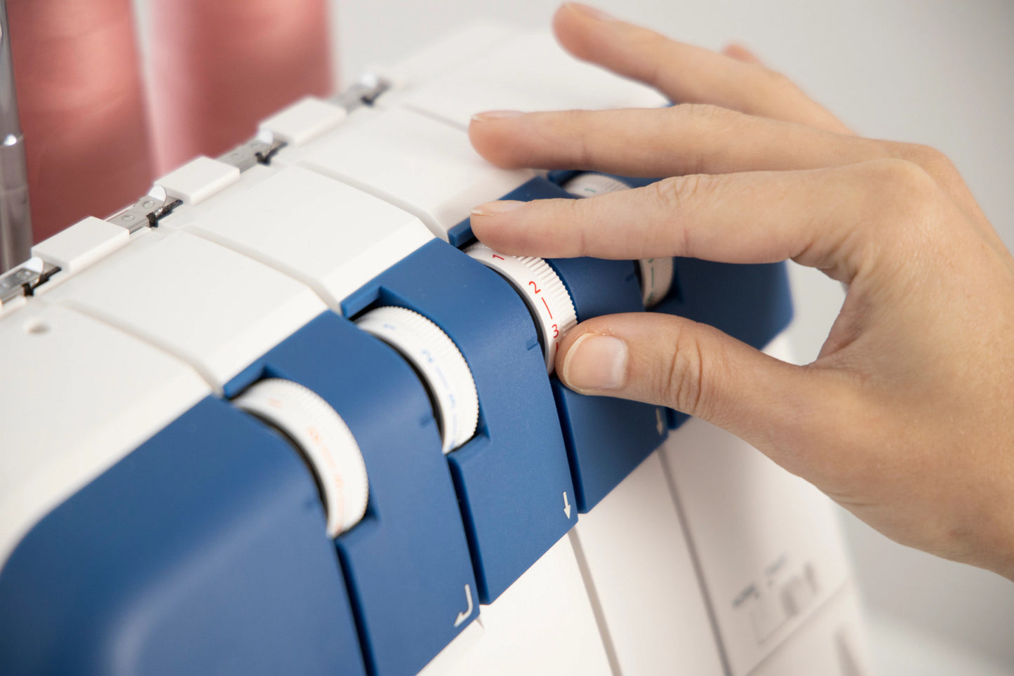 HUSQVARNA VIKING AMBER Air S | 400 Overlock Machine