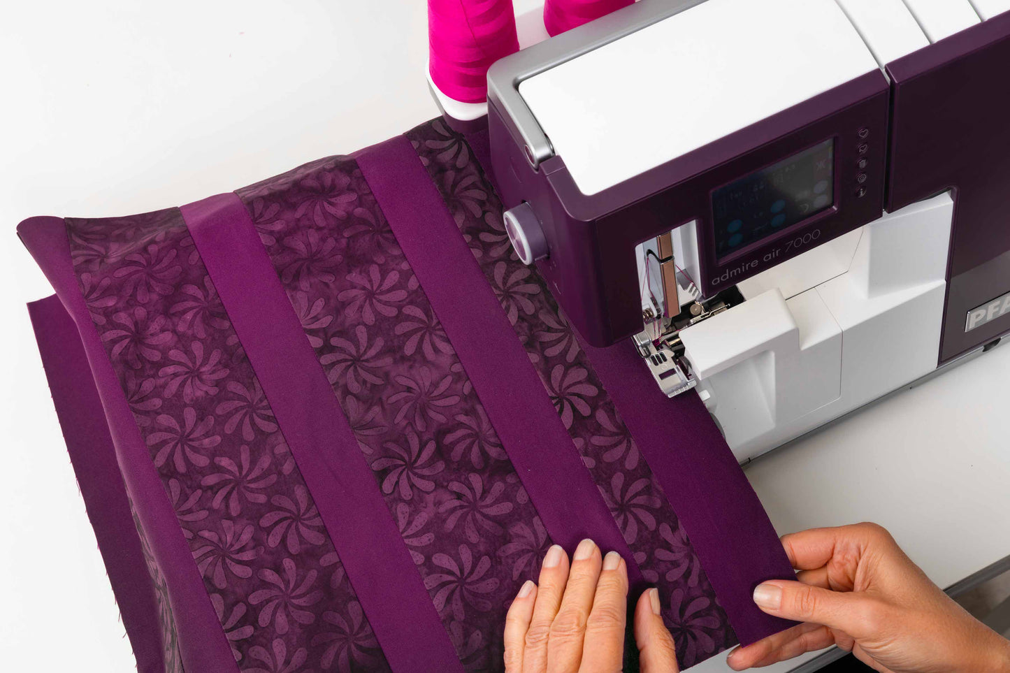 PFAFF admire air 7000 Purple Coverlock Machine