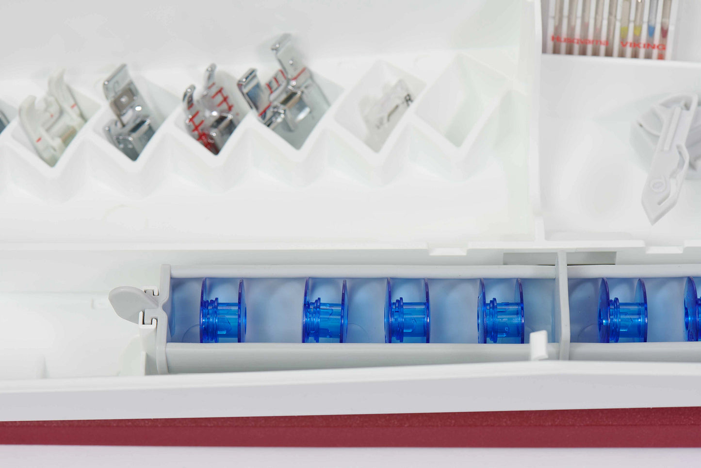 HUSQVARNA VIKING DESIGNER RUBY 90 Sewing & Embroidery Machine