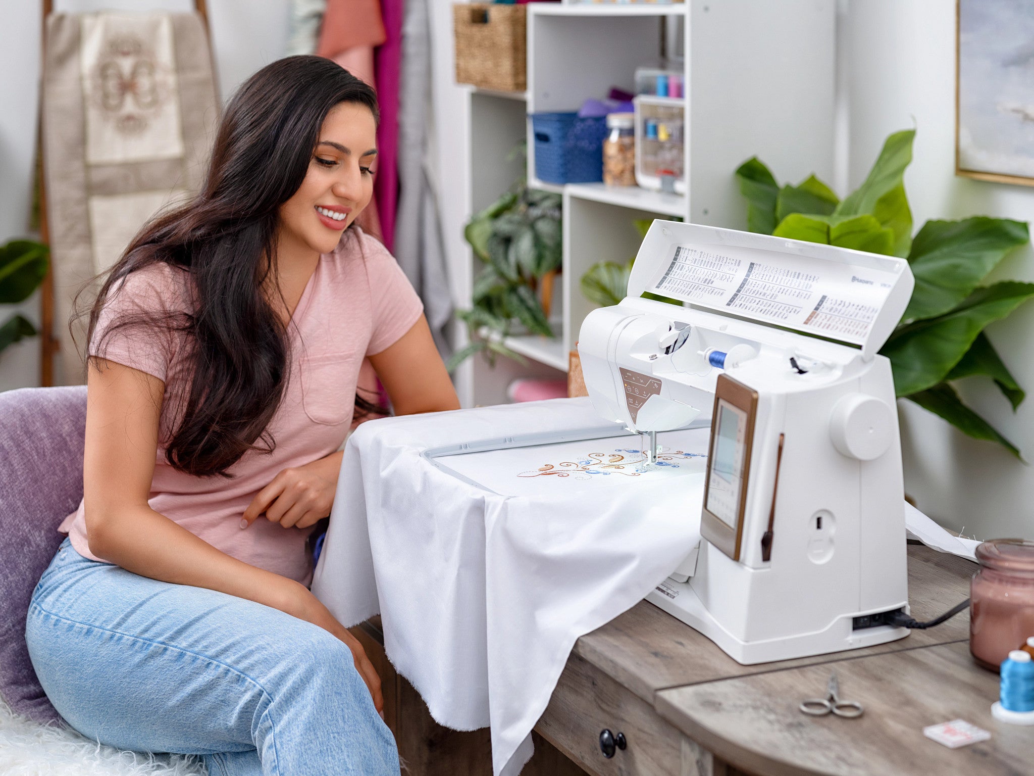 HUSQVARNA VIKING DESIGNER TOPAZ 50 Sewing & Embroidery Machine