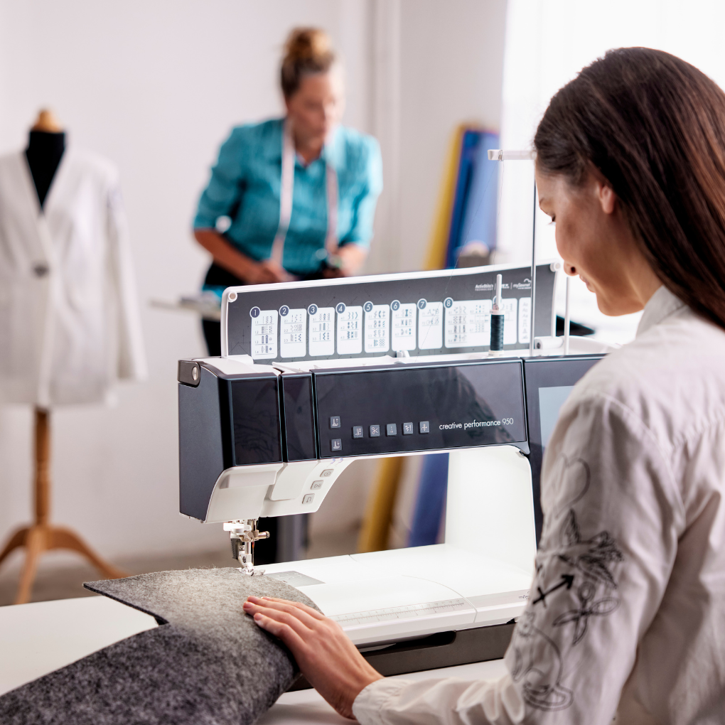 PFAFF creative performance 950