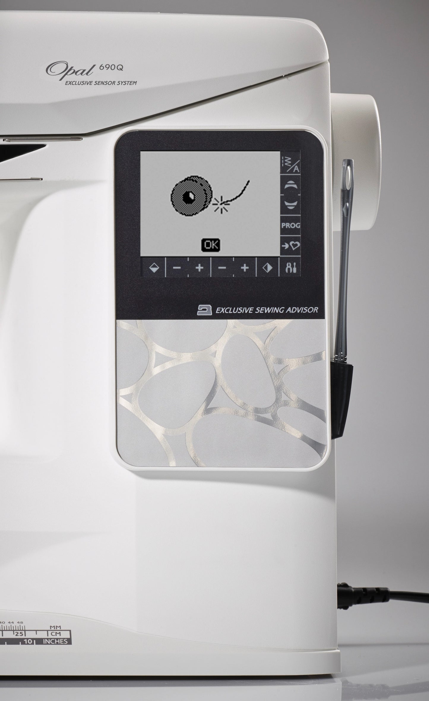 HUSQVARNA VIKING OPAL 690Q Sewing Machine