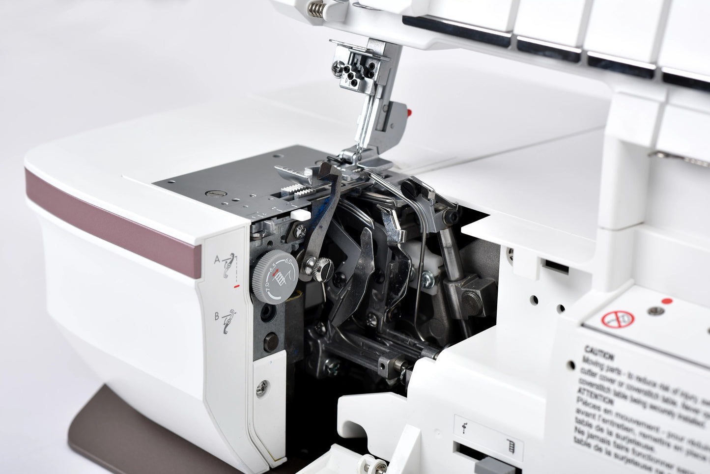 HUSQVARNA VIKING AMBER Air S | 500 Coverlock Machine