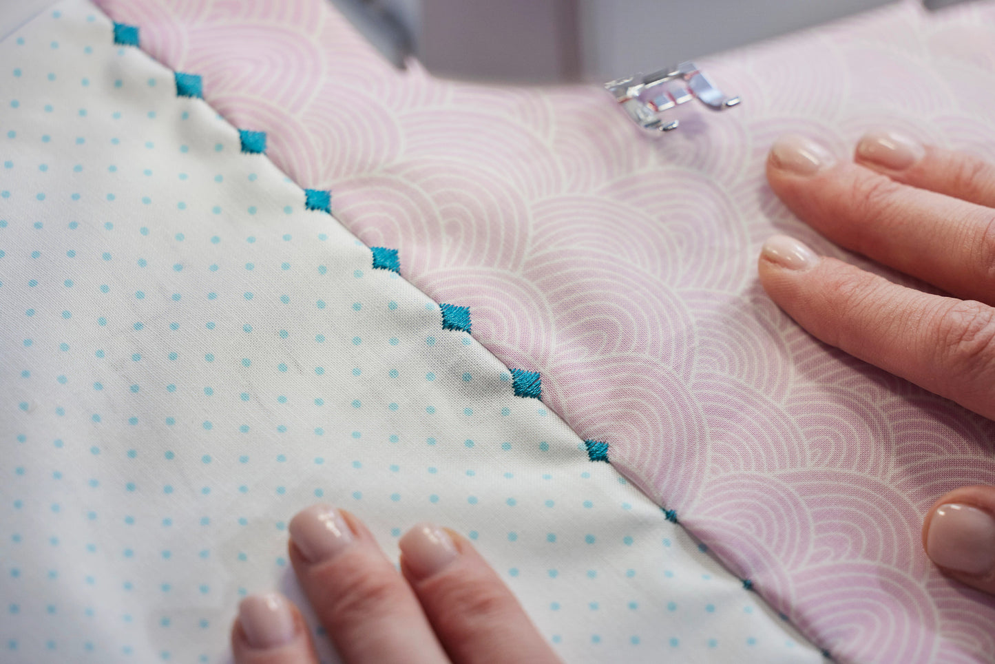 HUSQVARNA VIKING EPIC QUILT 97 Sewing Machine