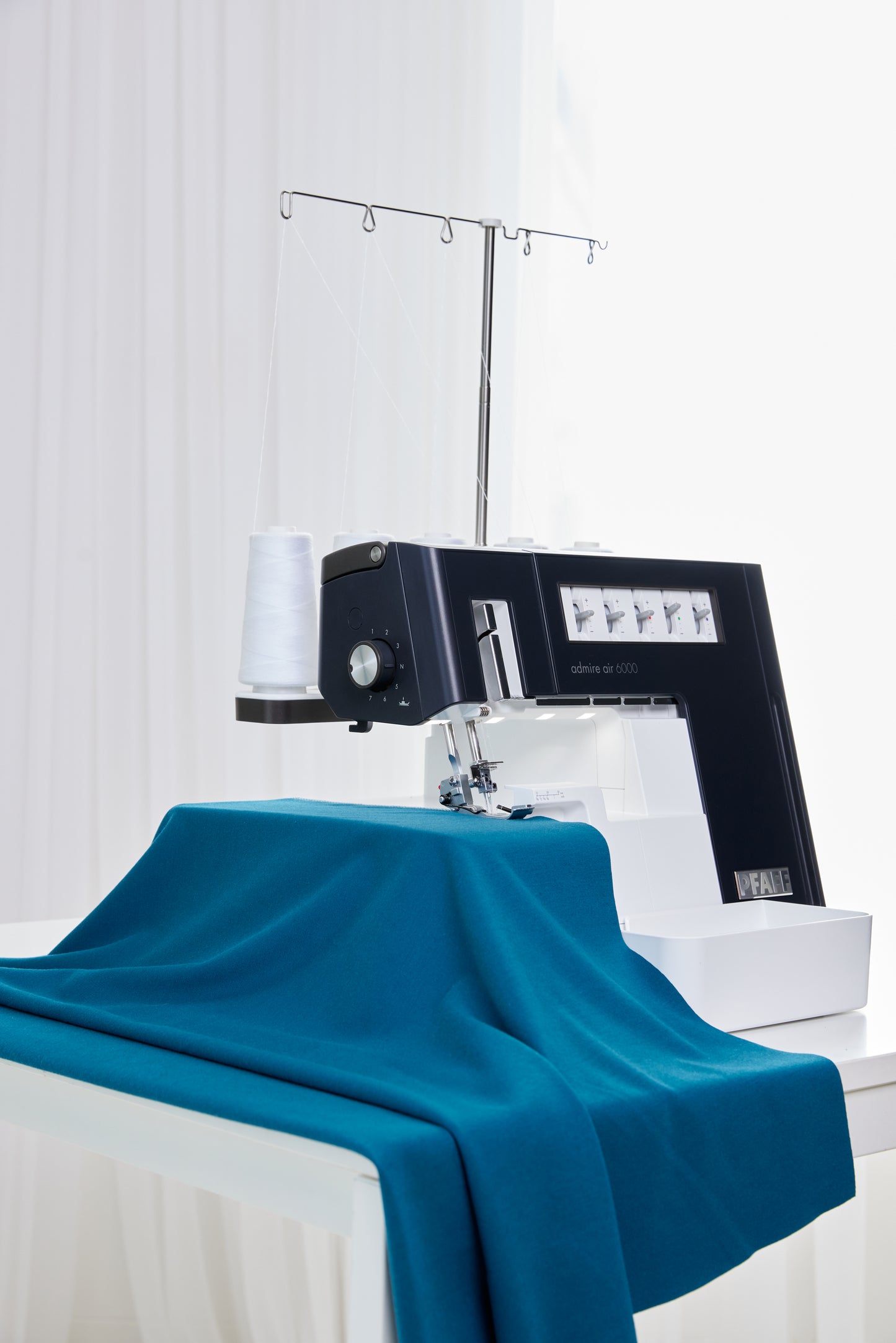 PFAFF admire air 6000 Black Coverlock Machine