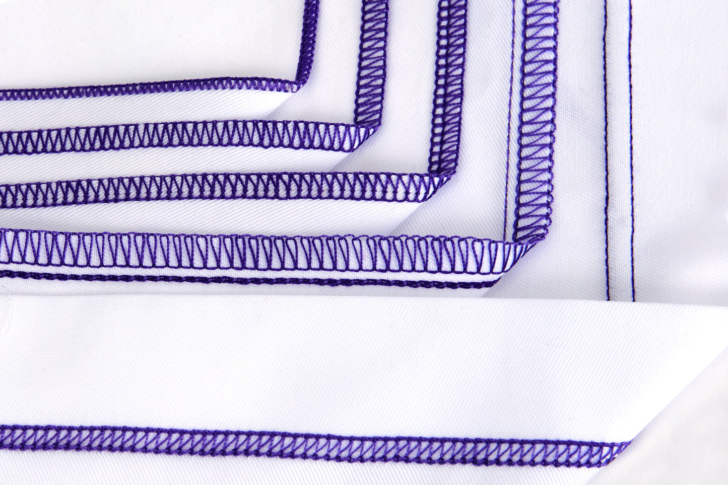 PFAFF admire air 6000 Black Coverlock Machine