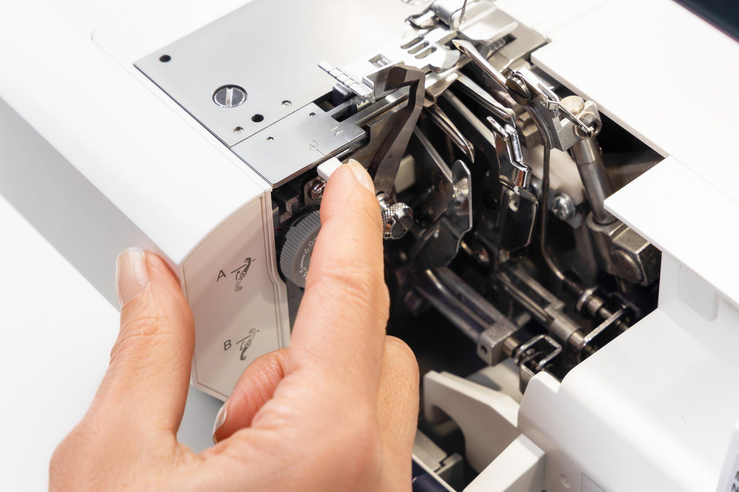 PFAFF admire air 6000 Black Coverlock Machine